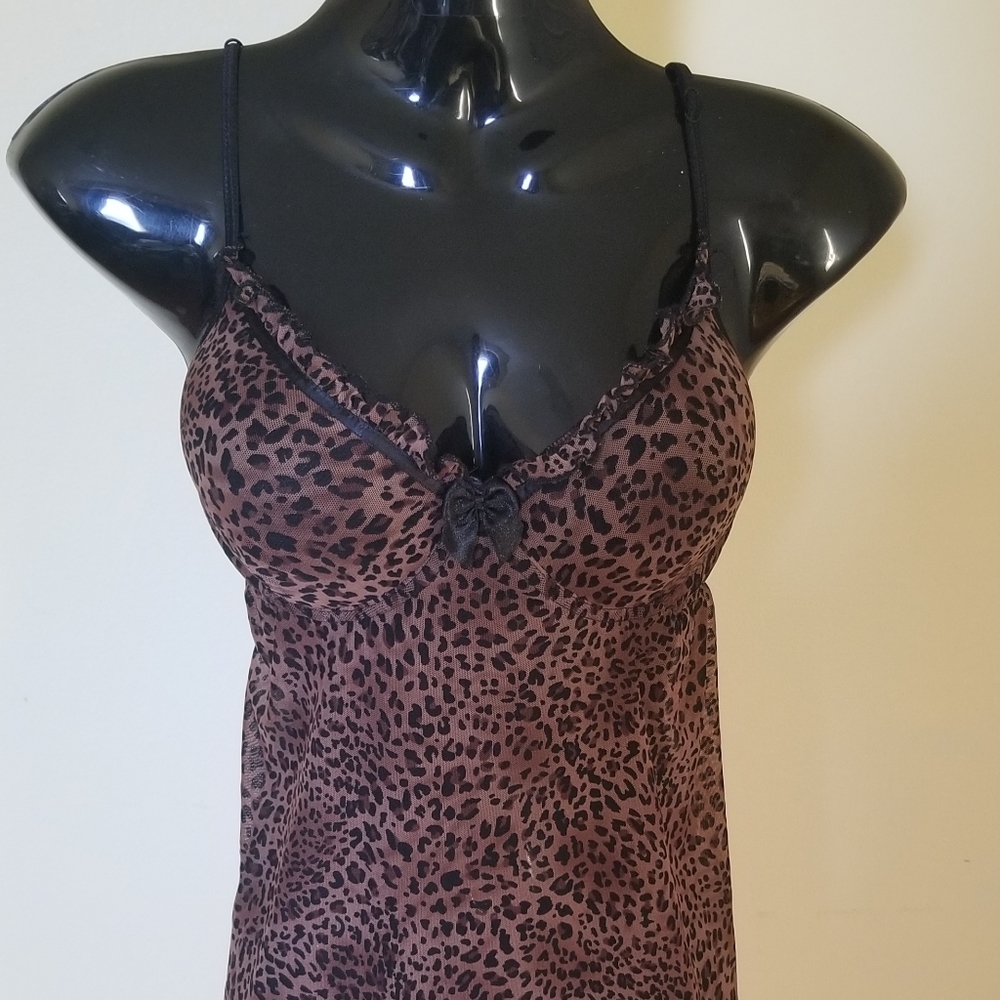 Ladies sleepwear